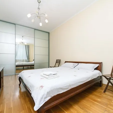 Квартира В Тихом Месте Шумного Мегаполиса Kyiv Exterior photo