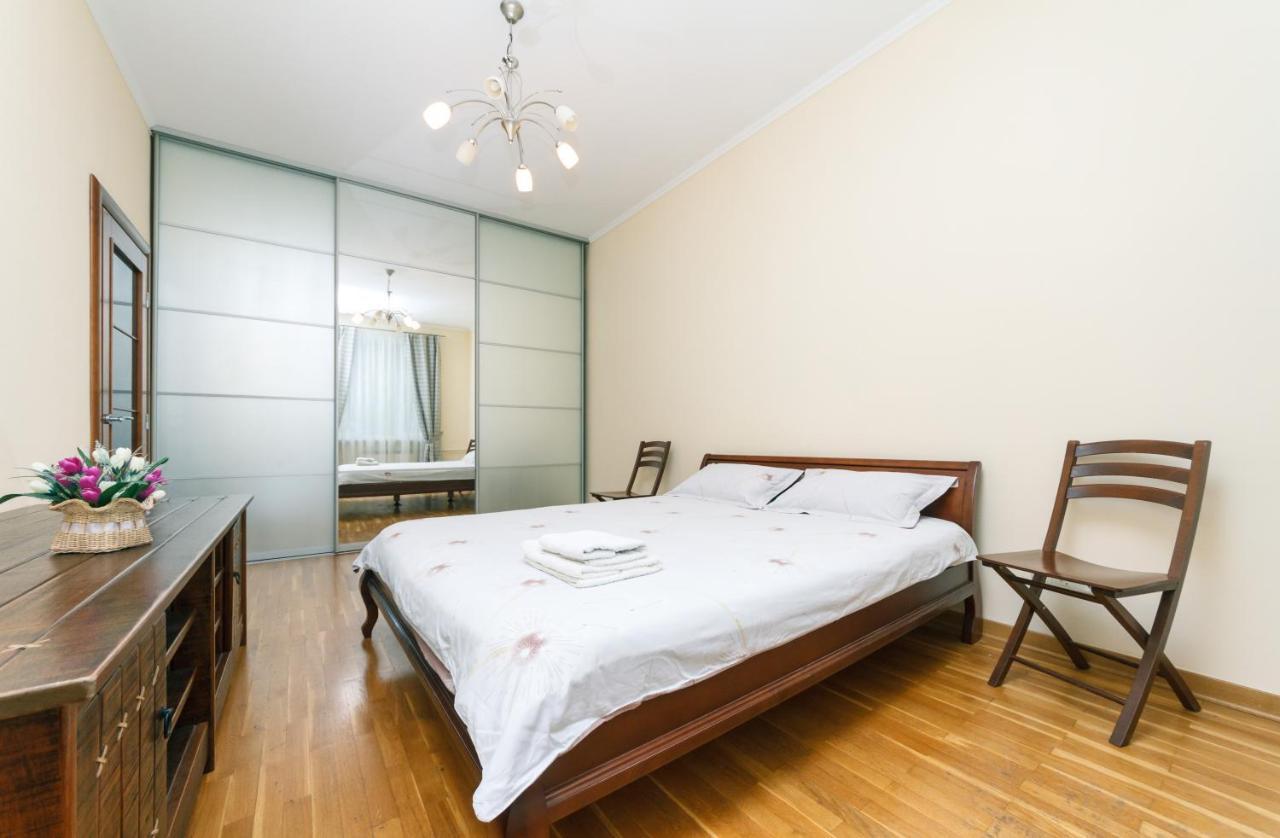 в тихом месте шумного мегаполиса Apartment *