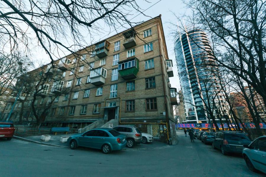 в тихом месте шумного мегаполиса Apartment Kyiv